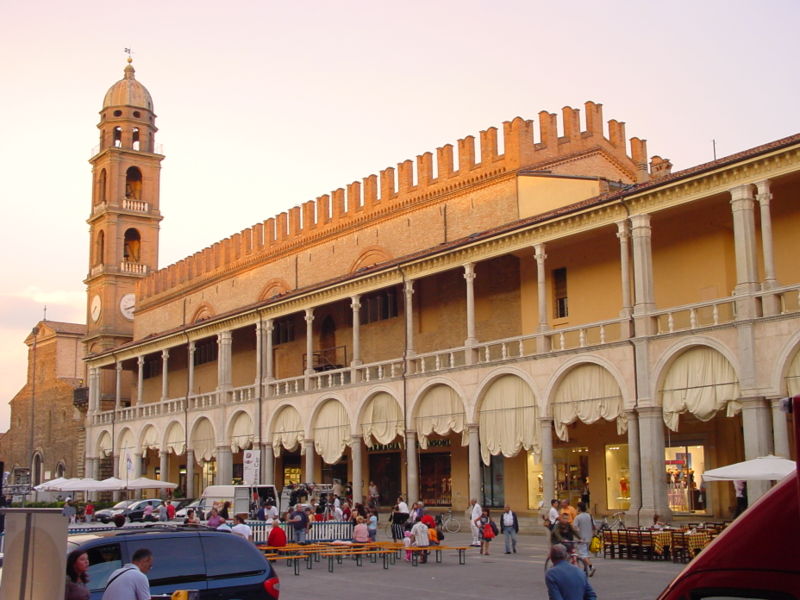 faenza-piazza_del_popolo